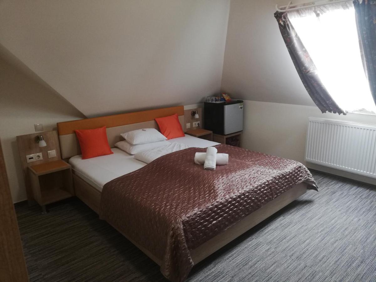 Hotel Dolce Vita 발라톤케네세 외부 사진