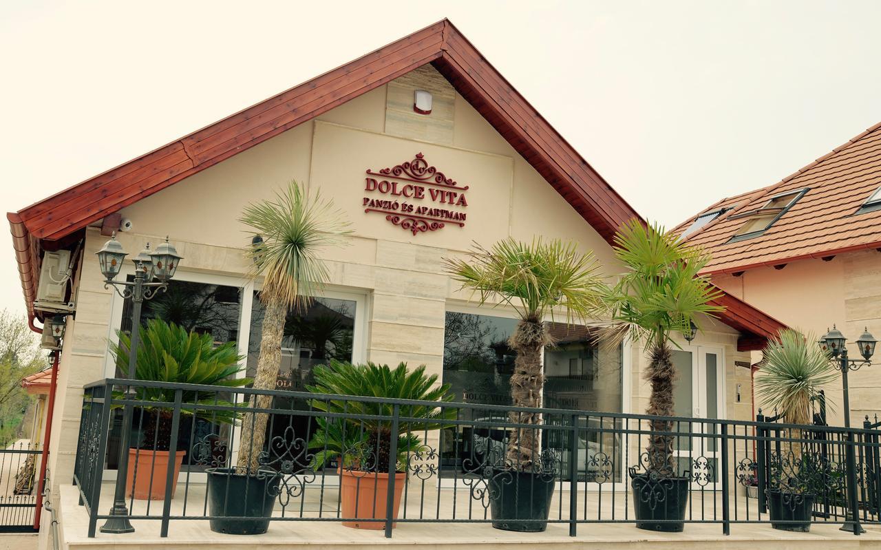 Hotel Dolce Vita 발라톤케네세 외부 사진