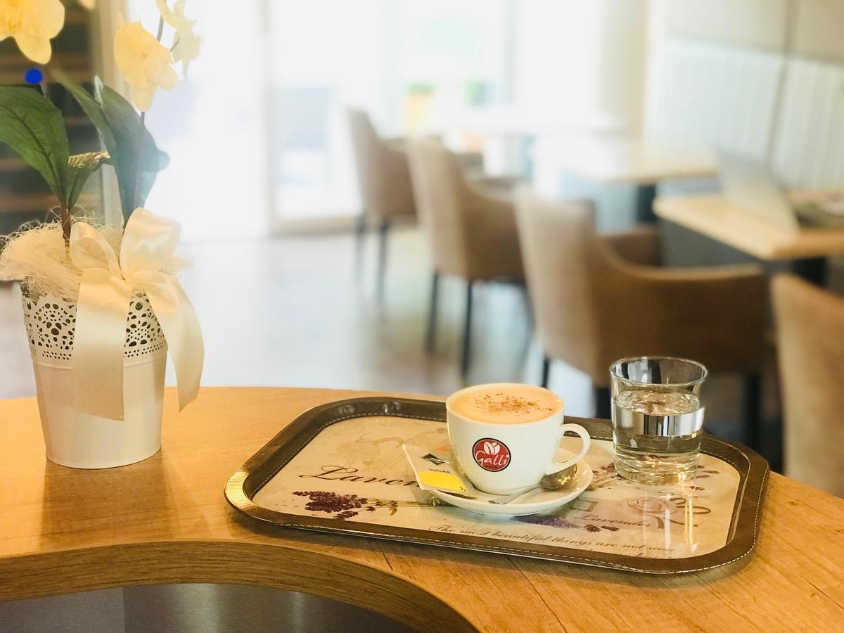 Hotel Dolce Vita 발라톤케네세 외부 사진